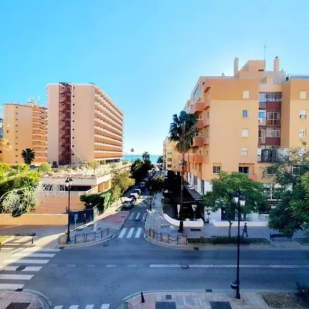 Boliches Parking & *